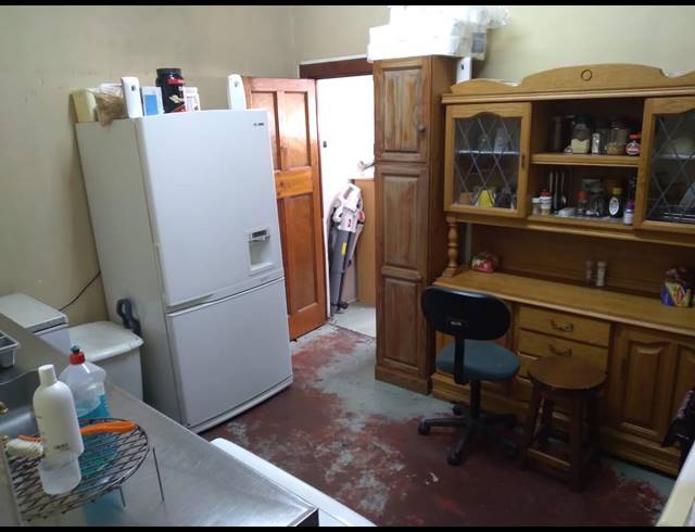 894M² BUSINESS FOR SALE IN BLUFF